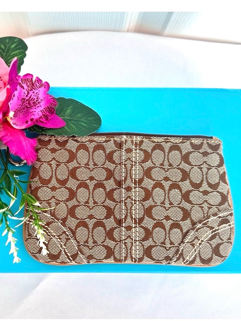 #67 COACH ~ Brown and Cream Monogrammed Patterned Coin/Card Pouch